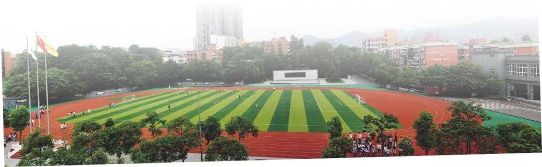 纵然不在主城,重庆区县这所中学同样不容小觑!