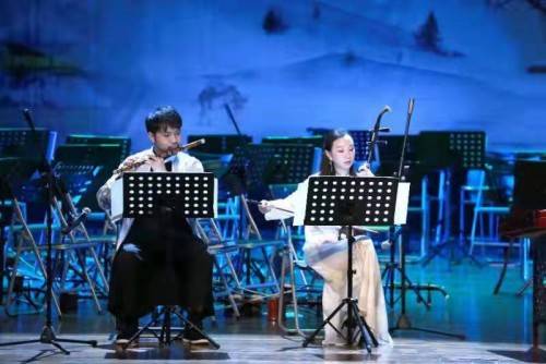 民乐经济2020年GDP_幸福年民乐合奏曲谱(3)