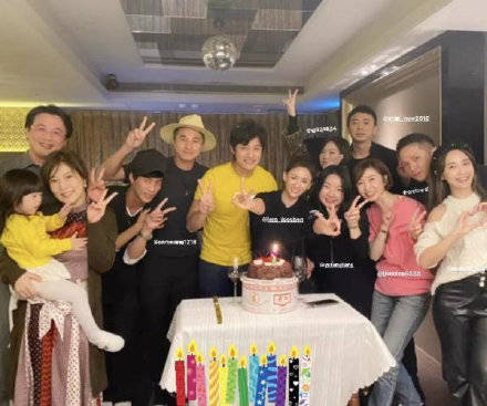陈乔恩为男友惊喜庆生！邀偶像帮他圆梦，合影