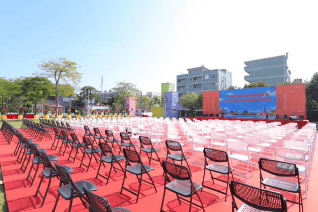 2020年两岸gdp对比_中国2020年gdp