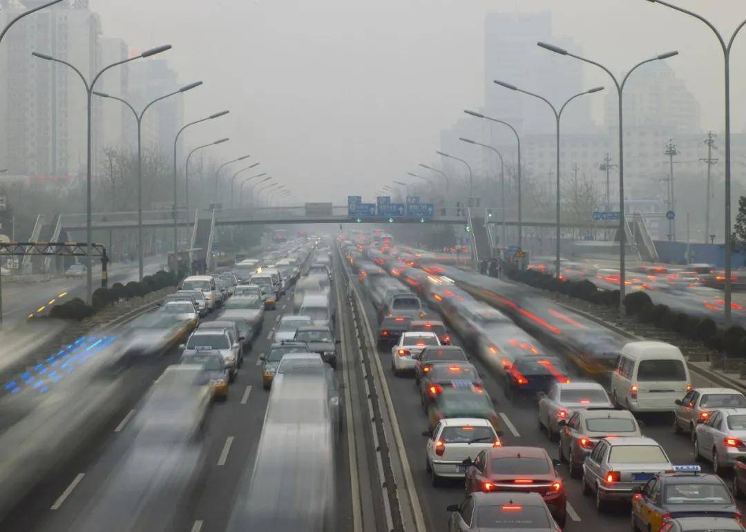 高速大巴车限行时间-全国各省高速几点限行大客车