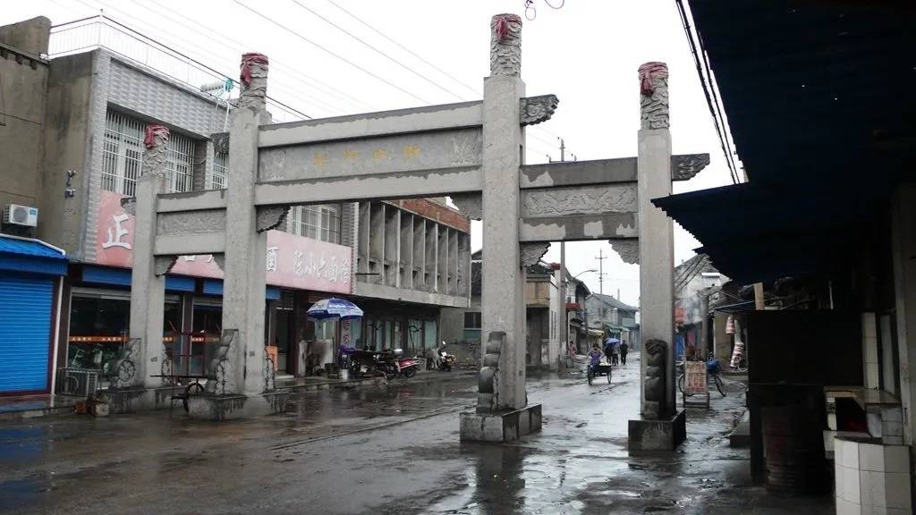 北门大街一些高邮老地标也随之消失近年来比知名度,当属高邮镇国寺比