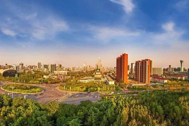 安丘人口数量_安丘冠珠老板娘照片(3)