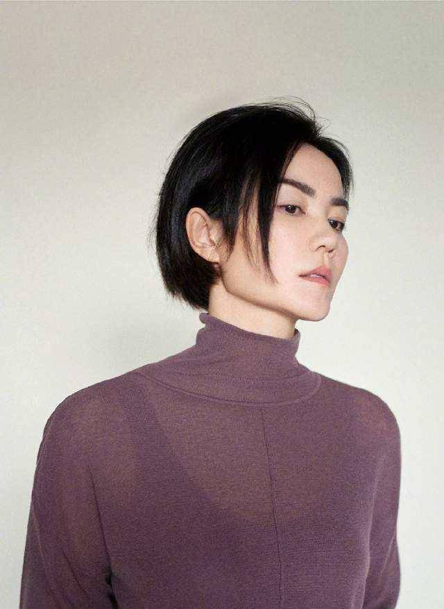 反差大！李亚鹏与小女友好事连连，王菲却被曝