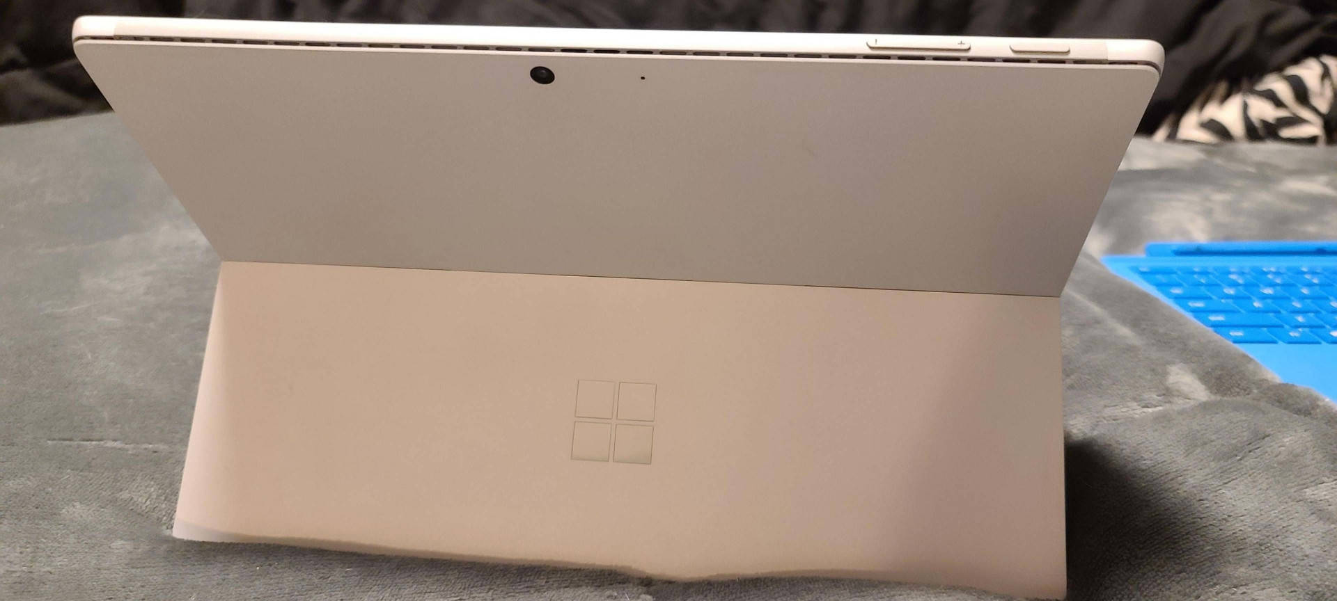 内存|11代酷睿+32G内存，微软Surface Pro 8真机再曝