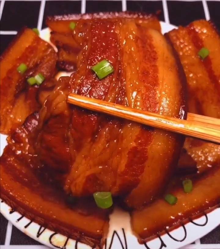 把子肉这样做肥而不腻,下饭又解馋,学起来_五花肉