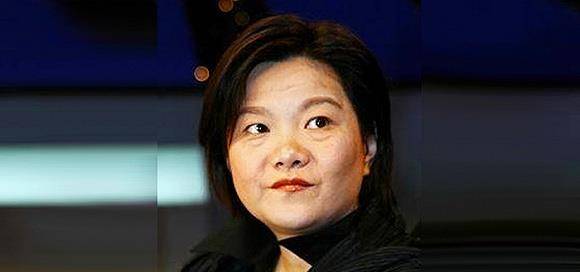 原创陈凯歌前妻洪晃虽然不好看这一点是现任陈红永远比不了的