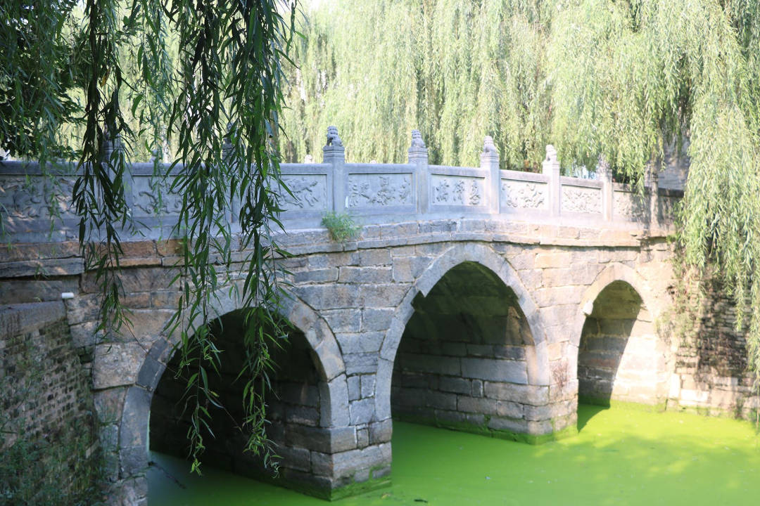 郑州的一城中村，村里拥有一千多年古桥，却一直未受到重视
