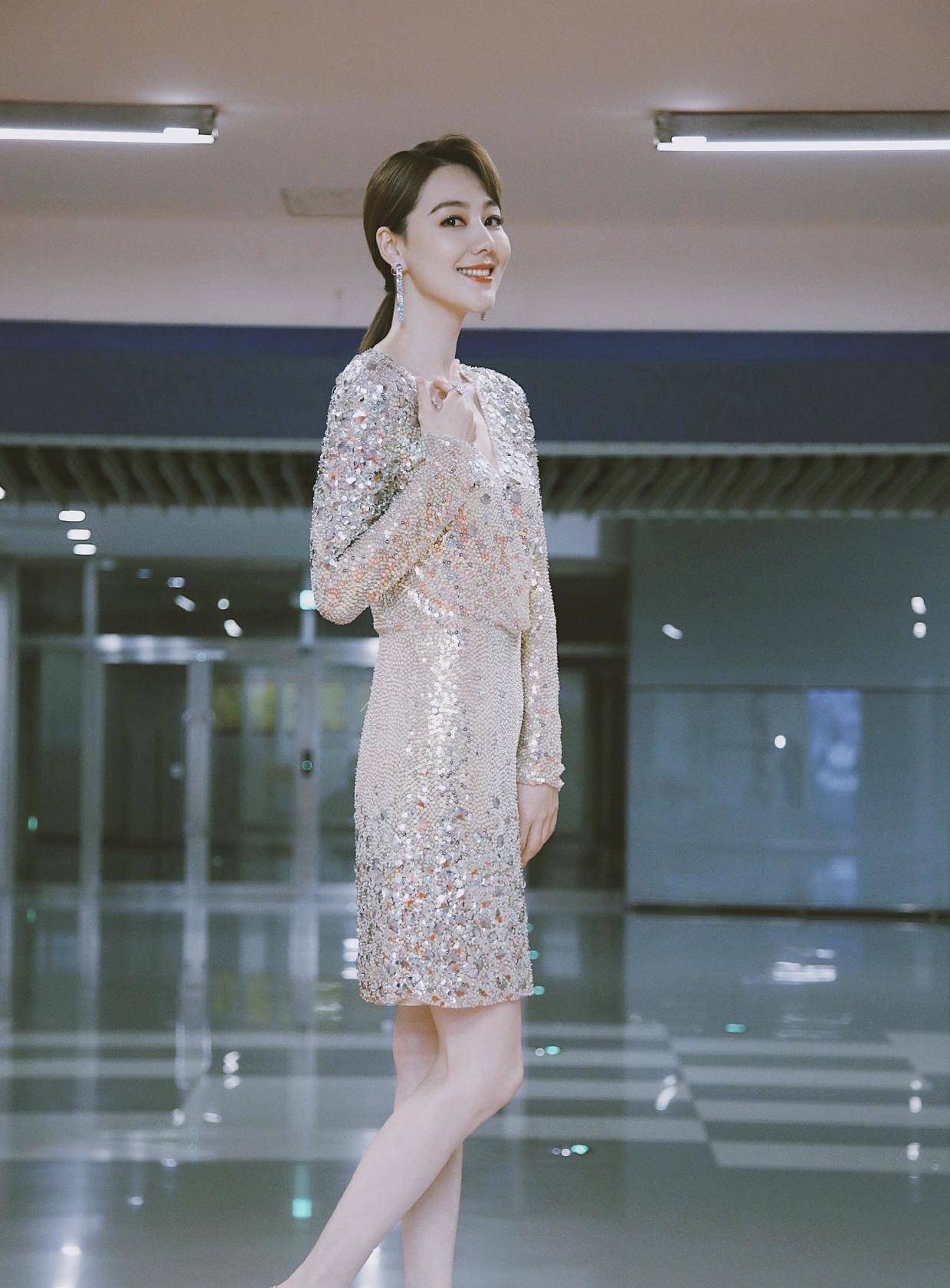 王冠薛佳凝图片 a09873e649964c02b6b5bbb588a662a5.jpeg