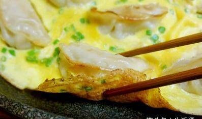 鸡蛋和什么搭配做饺子馅 b93d6f61d1f54764ad2de75912ba326b.jpeg