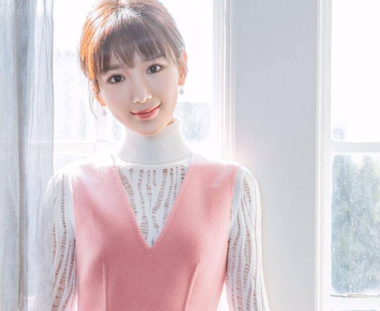 最慘女星剛出生被父親扔垃圾堆，成名後索要5000萬，她做法絕情卻都拍手稱快？ 娛樂八卦吃瓜 第11张