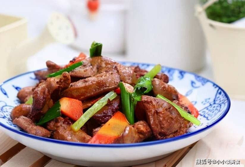 芹菜炒鸡肝