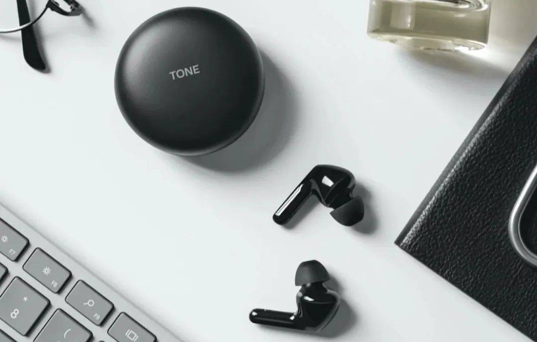 主动|盘点 2020 年 15 款真无线降噪耳机,超越 AirPods Pro 只待时日?| 年度复盘