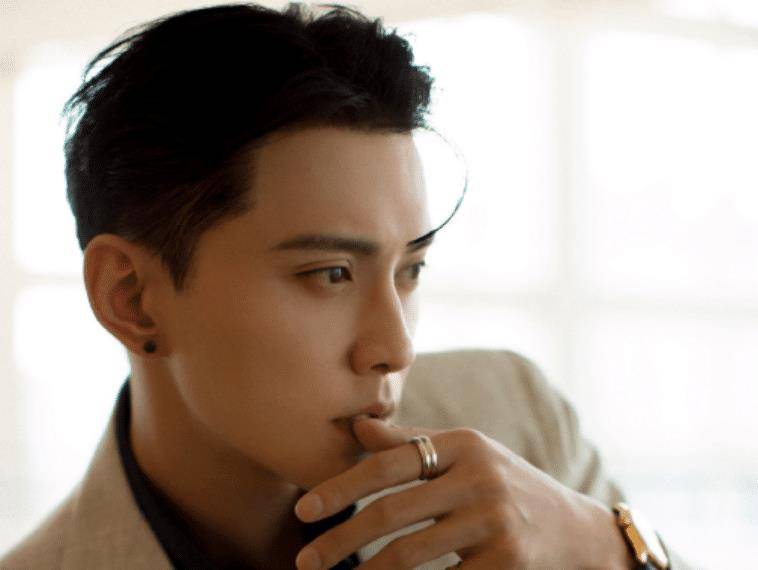 怎么能让男朋友越来越帅 6b6a1be28516415cbbaf234c4d4b0336.jpeg