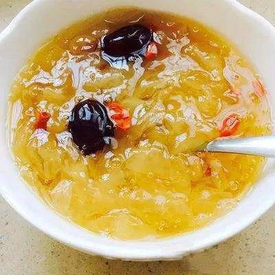 银耳怎么熬粥 92c081c99e6b468d8fa0b808b3004501.jpeg