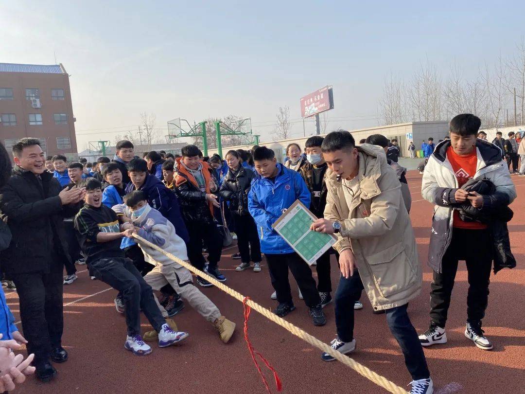 无运动,不二中——记商丘市第二中学拔河比赛