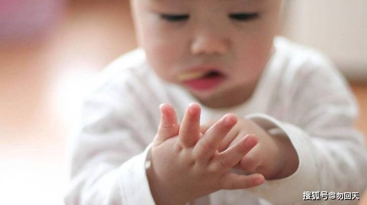 简单的手指操学起来 e535e366319f471c9e72b75fe44064e8.jpeg