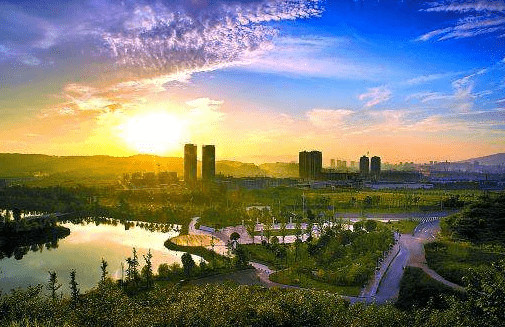 重庆一个区是渝西最大城市，城镇人口超70万，大学数量众多