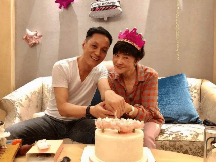 爱生活爱旅游的60后 e793a033f8dc489f8511f5c25c56af58.png