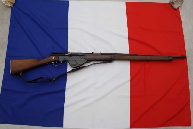 原创武德充沛的法国人rsc半自动步枪一战就大规模使用