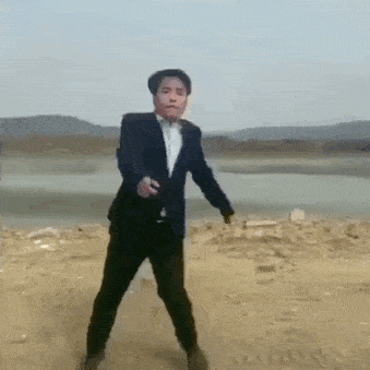 搞笑gif段子:3,妹子你这粉擦了多少呀我看看用吸管能不能把你脸上粉吸