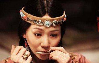 坠马受伤后不治而亡——话说马背上的民族坠马而亡真的很有黑色幽默感