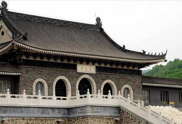 中国最“纯粹”的寺庙：真正佛门清净之地，不收钱财，严守戒律！