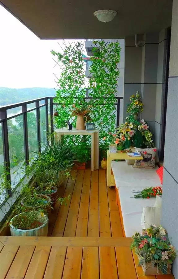原创3步打造阳台花园只要有阳台就可以打造漂亮的阳台小花园