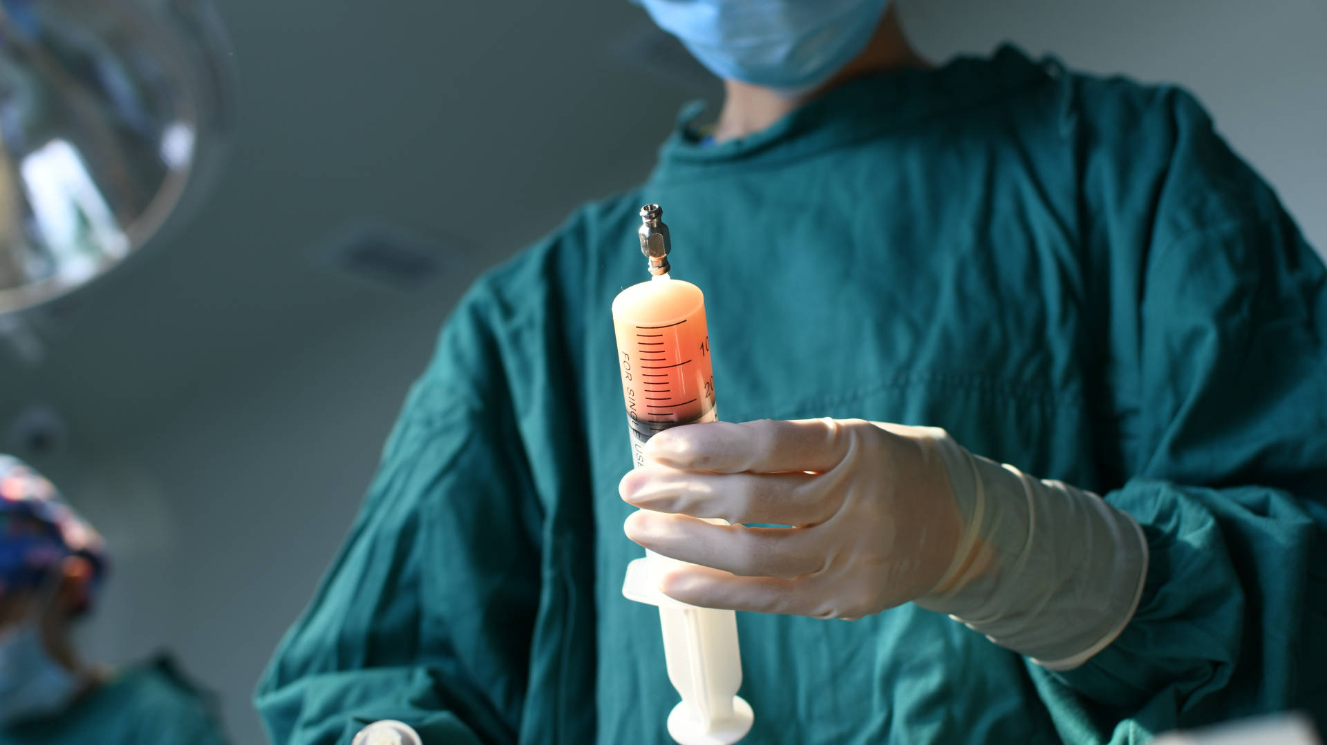 隆胸能让任何人拥有完美的乳房外形吗?