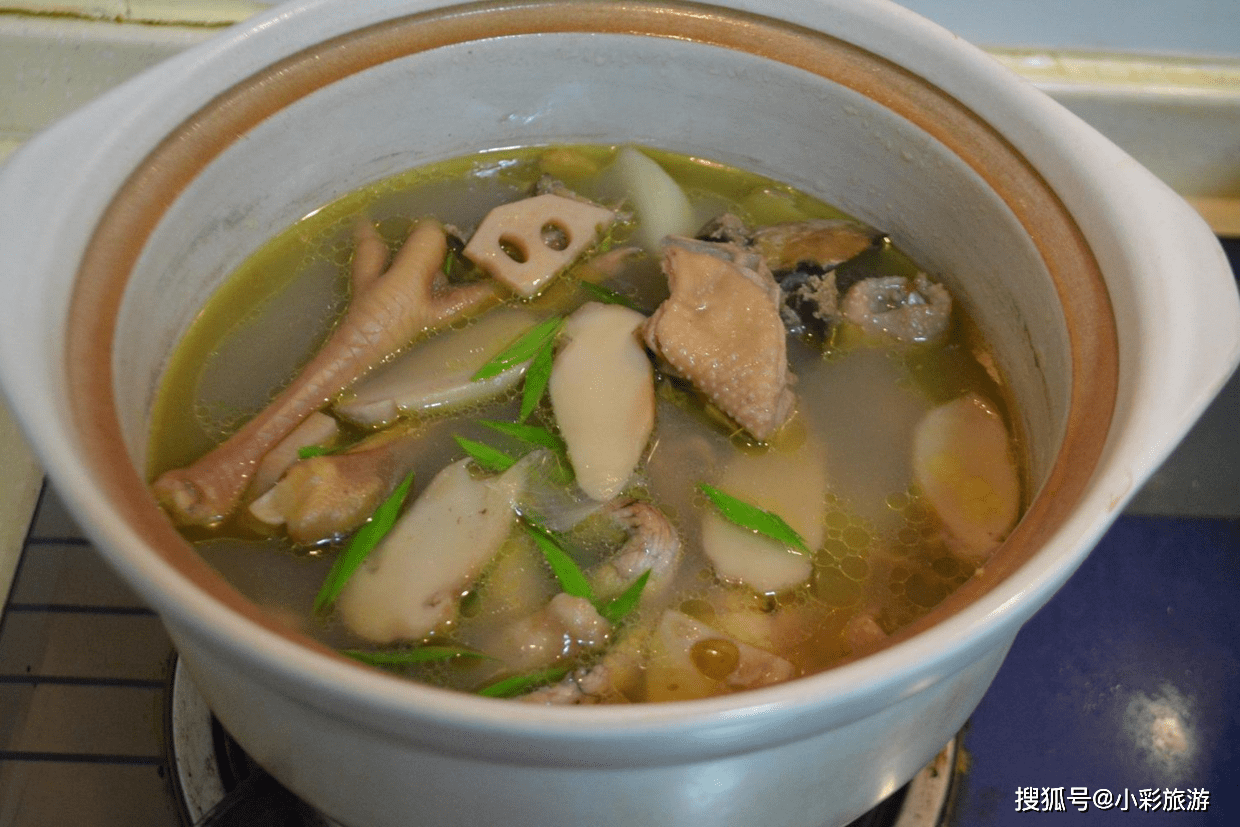 什么炖鸡肉好吃 839cabeb0dd74d5d901e533c465be21a.png