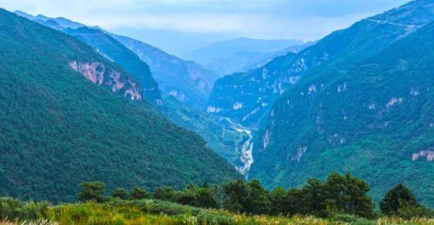 藏在贵州大山的“煤都”，矿产丰富气候宜人，号称“中国凉都”