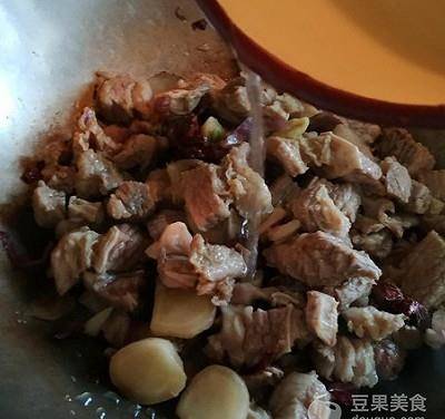 怎么把肉煮软烂 f826babbdd224a75a46a3e31710eb9b8.jpeg