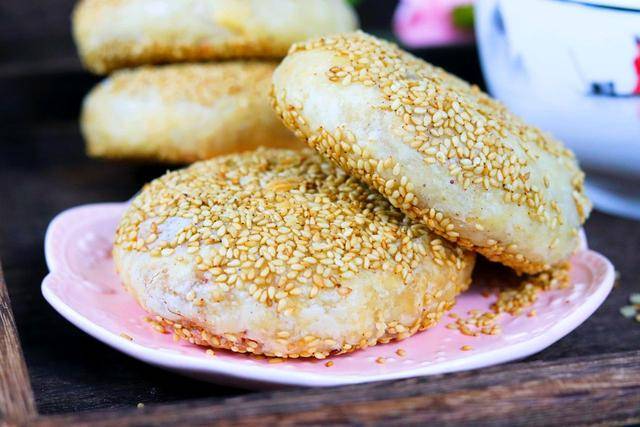 在家怎么做火烧好吃 5a352fc294984a1eb8a7581303820ada.jpeg