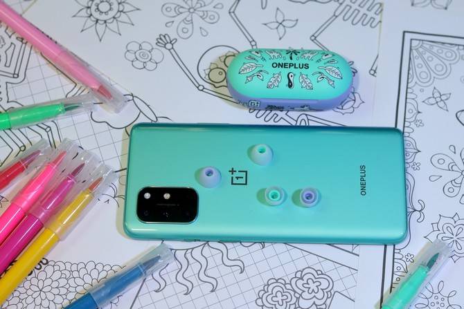 充电|用嘻哈艺术秀出仪式感：OnePlus Buds Z联名版