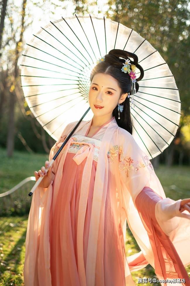 汉服:梦中的蝴蝶_coser
