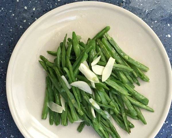 现在可以种四季豆和豆角吗 de5323bcb44c473a9e5e2b58798842fa.jpeg