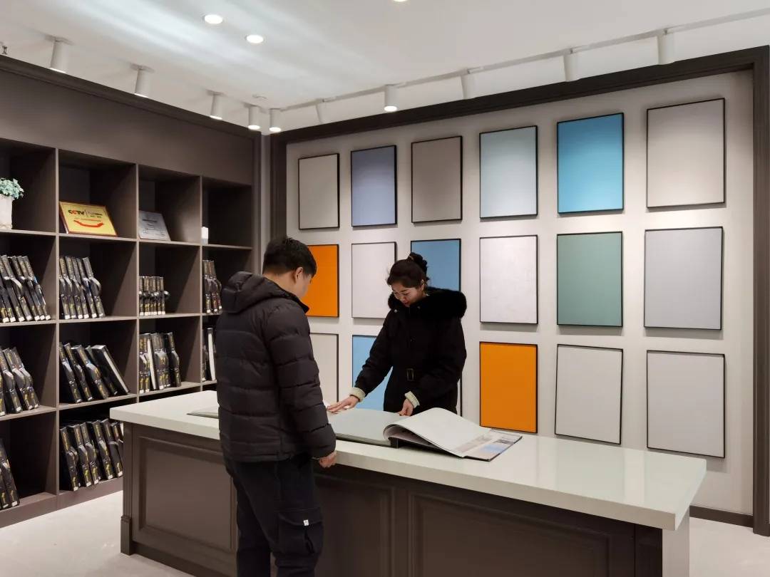 米兰壁纸墙布窗帘五星门店专访系列:品牌有实力,经销商有底气