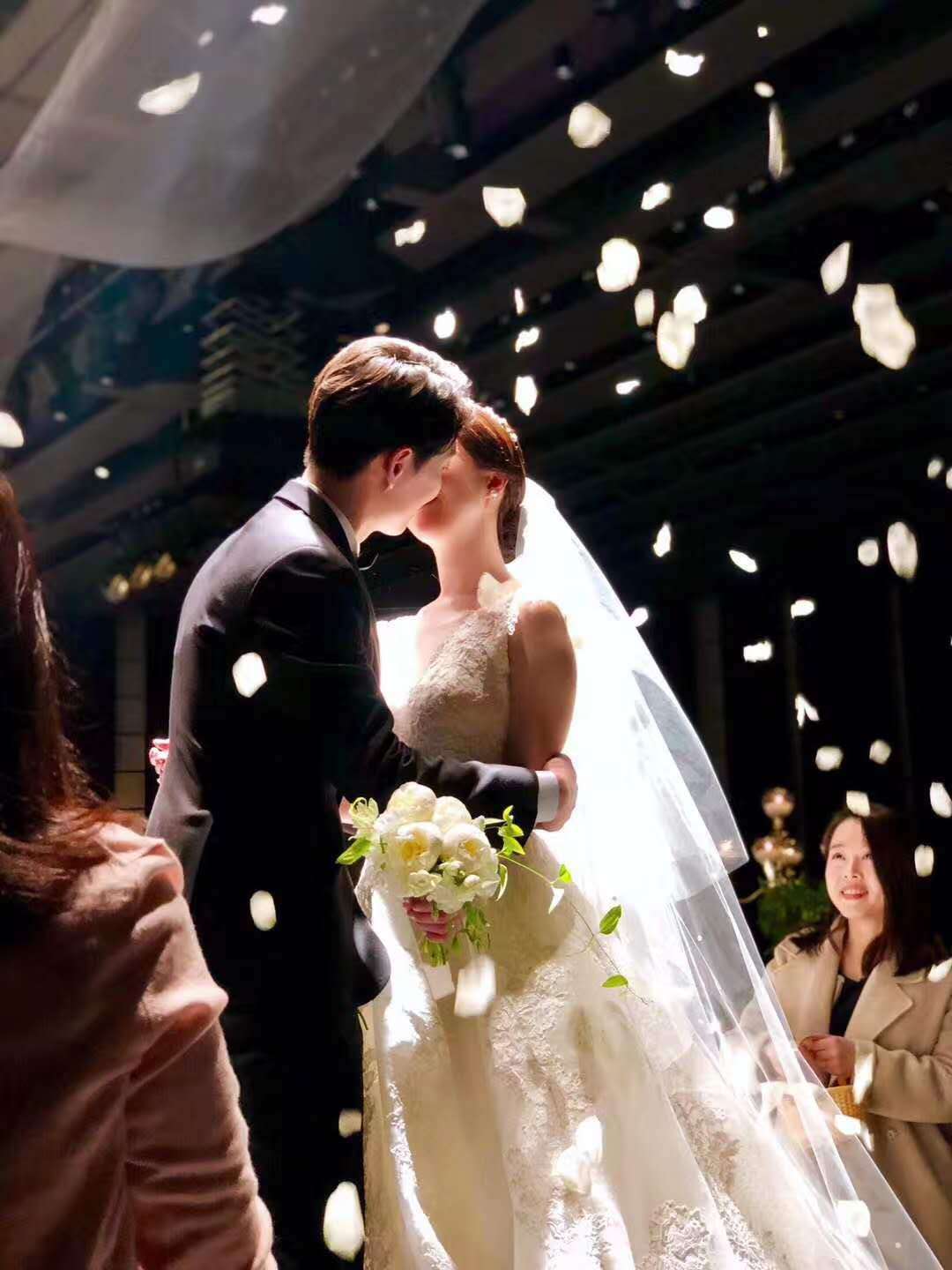 婚介所排名_正规婚介所收费标准图(2)