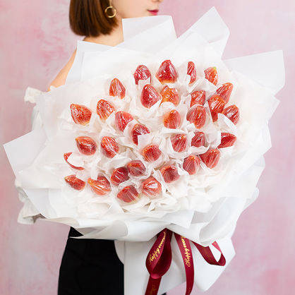 "莓"你不行,爱你"莓"道理等都是草莓花束的花语哟,送恋人送朋友都很