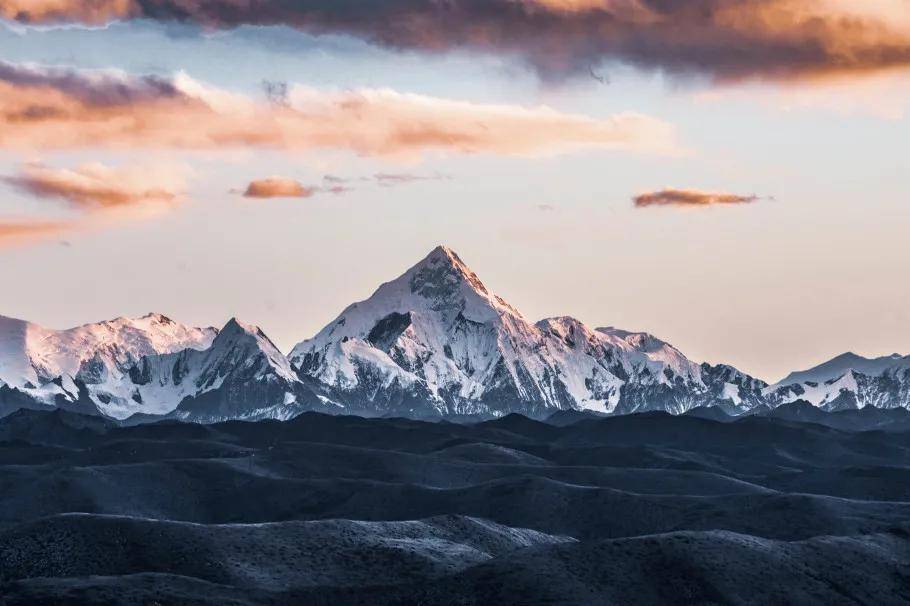 成都户外:康定鱼子西,我们来过_雪山