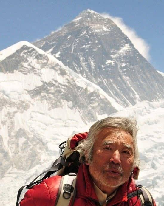 80岁日本老头登顶珠峰：疯狂纪录背后，有两个望尘莫及的秘诀