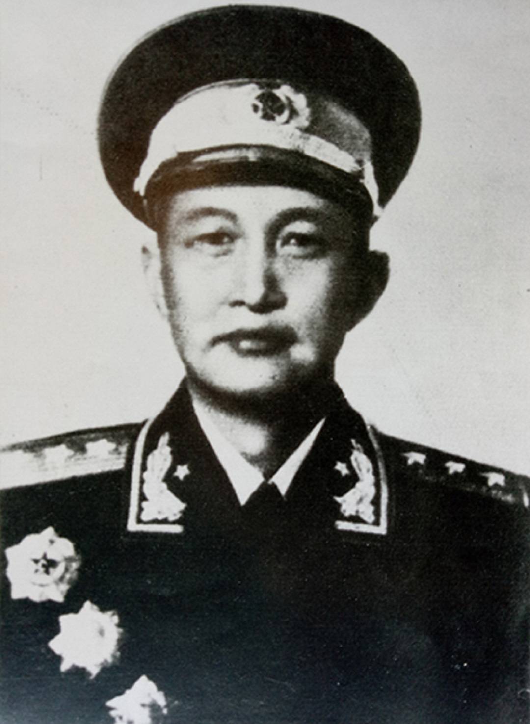 上将洪学智片尾曲曲谱_陶笛曲谱12孔