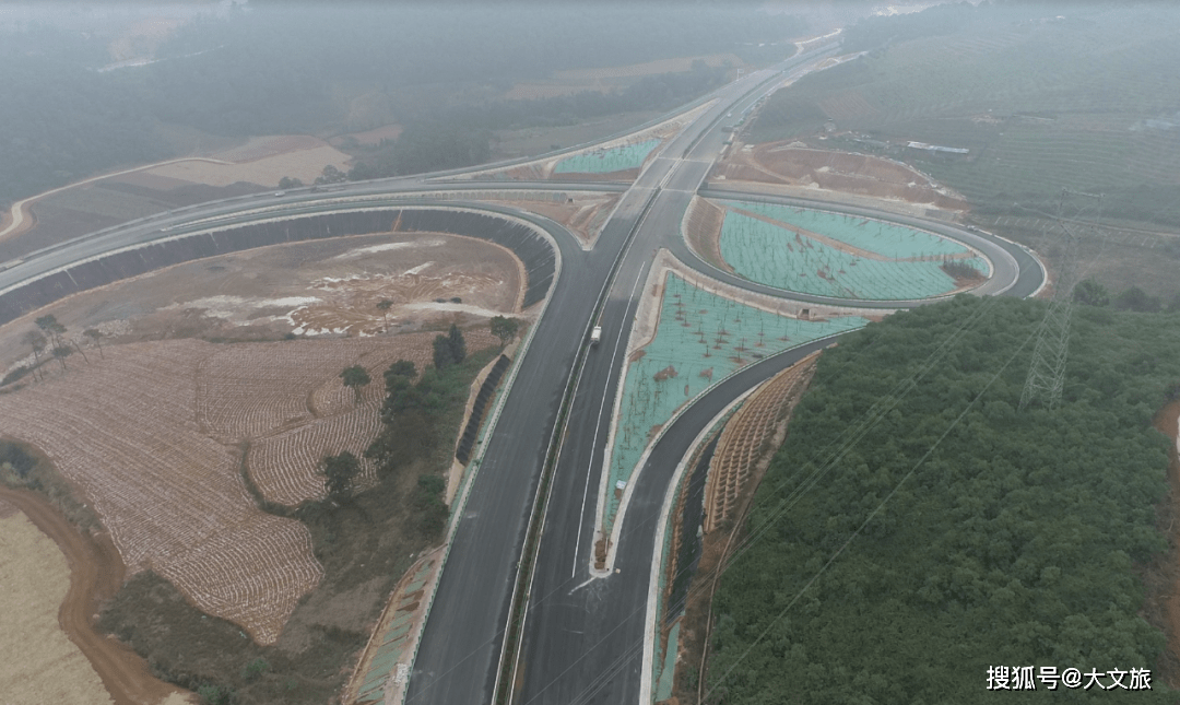 文山至麻栗坡高速预计今年7月全线通车