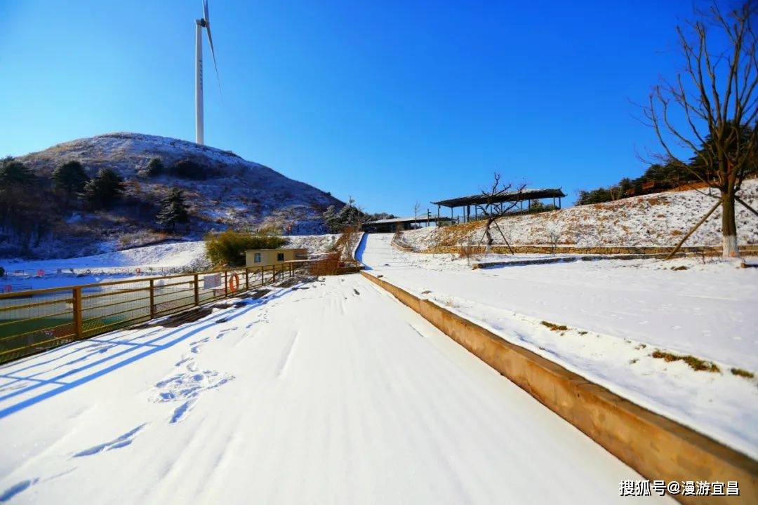 湖北百里荒,冬日草原雪景醉游人