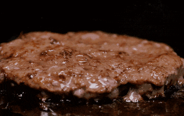 还原食物最本质的意义 优质,美味,分享,健康 培根牛肉汉堡 bacon