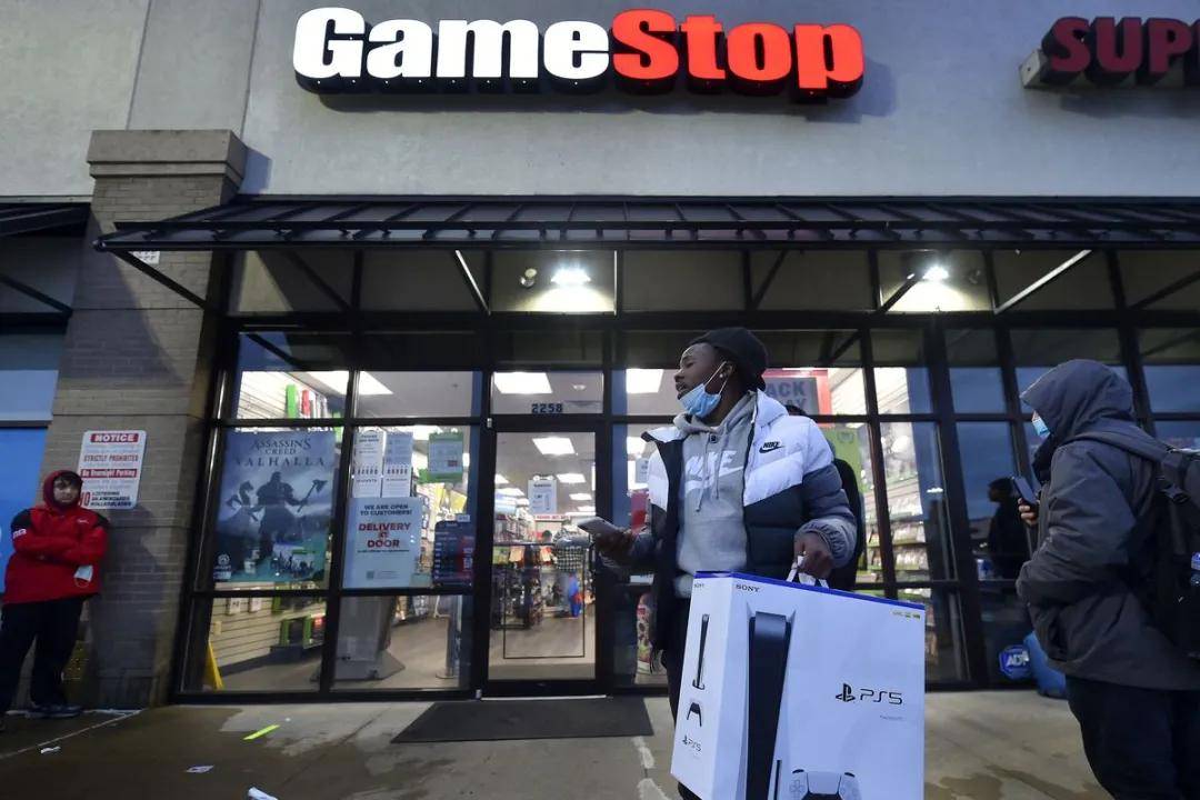 美国散户为什么能打爆华尔街空头?_gamestop