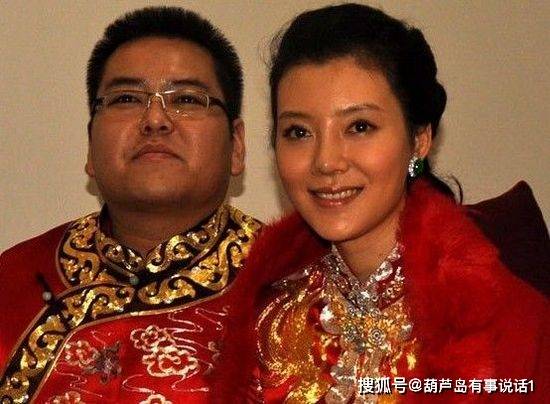 车晓彤,他是《亮剑》中的师长,是车晓的父亲,一家三口
