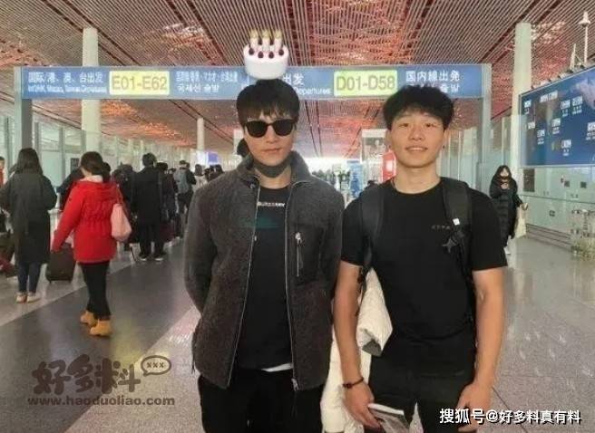 陈坤儿子为他庆生晒照 儿子生母身份如今仍未透露