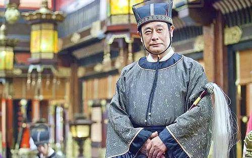 古代的皇帝如何解决文官集团威胁皇权的问题?