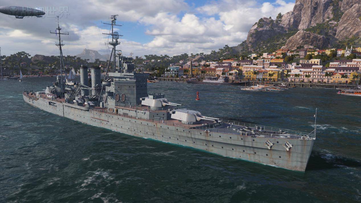 《战舰世界》中的"萨里"号重巡洋舰,基于历史设计有所修改.